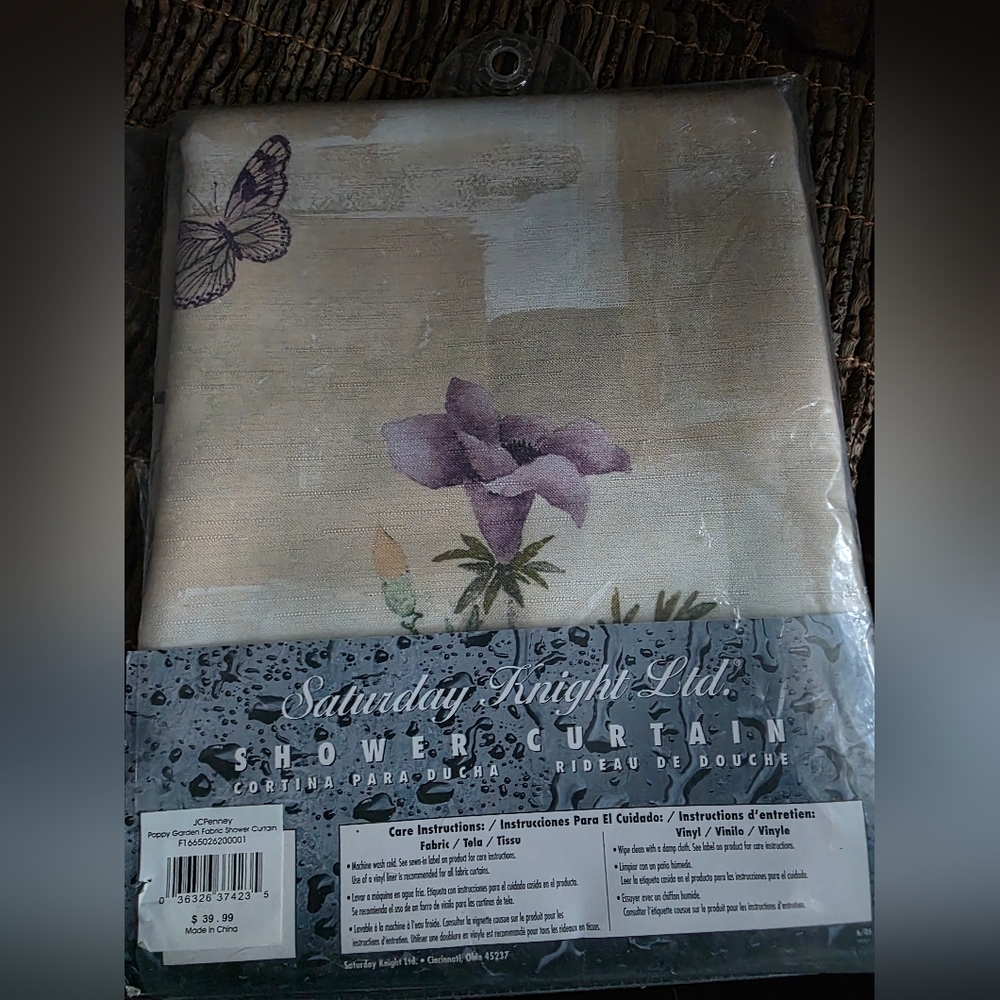 JC Penny Saturday Knight Ltd. Floral Shower Curtain "Poppy Garden"